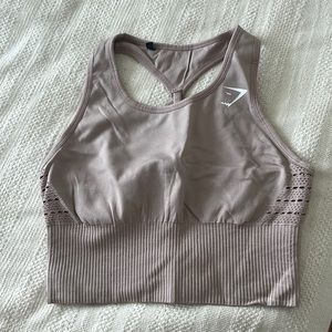 Tan gym shark crop top for working out small